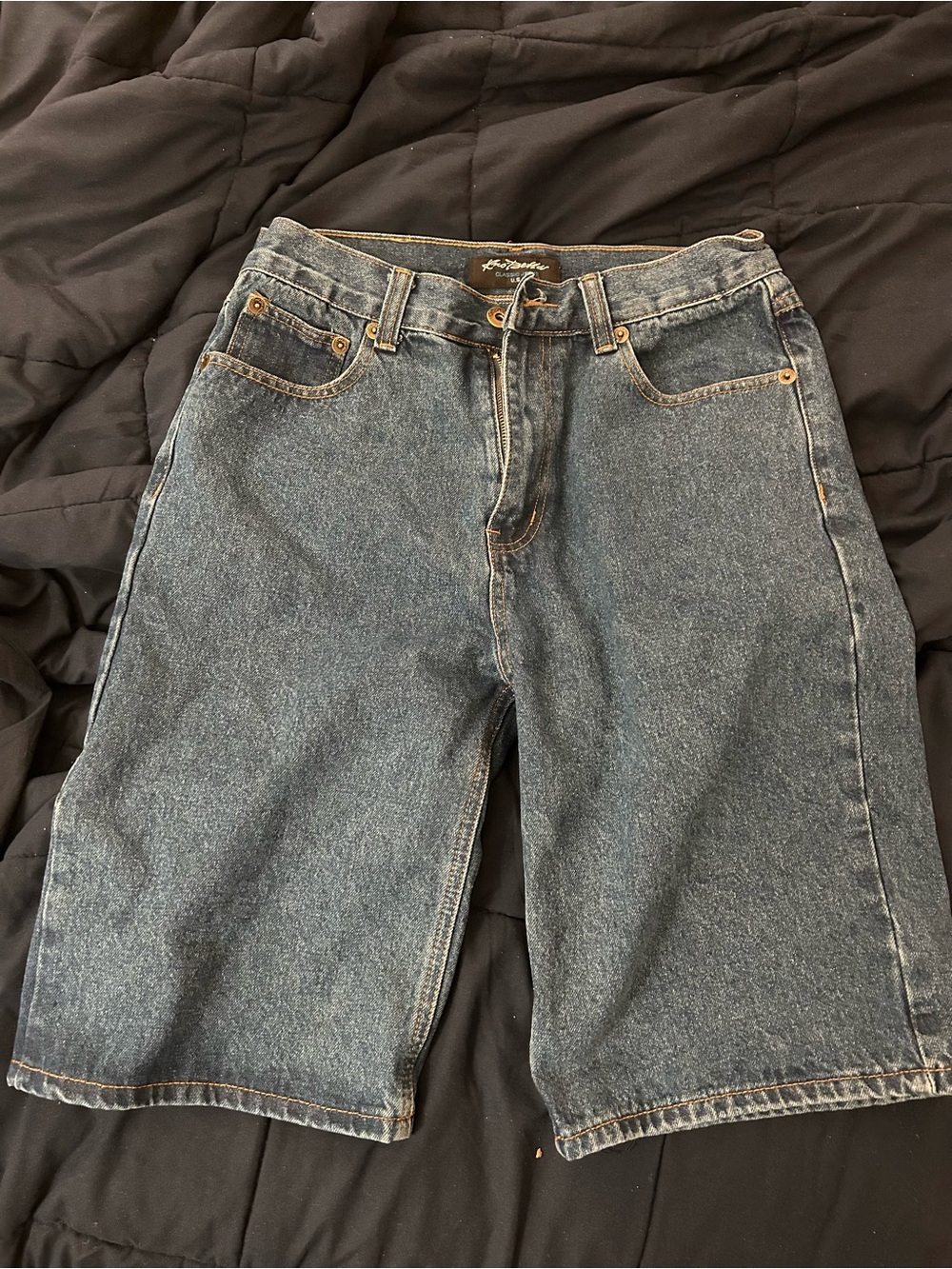 Dark Wash Denim Bermuda Shorts with Classic Five-Pocket Style